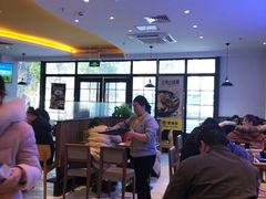 大堂-老娘舅(总部自由港店)