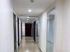 -瑞尔齿科(东方广场诊所)