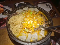 -吞鱼兽麻辣烤鱼(万达店)