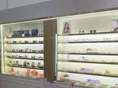 -视野联行眼镜·蔡司·控优点授权(长白万象汇店)