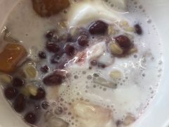 -鲍师傅糕点(江苏路店)