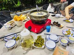 -墨脱石锅椰子鸡•香草鸭•东山羊(大东海店)