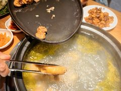 -一朵菌·野生菌探索家火锅(南亚店)