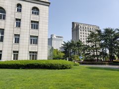 -中共上海市委党校 上海行政学院