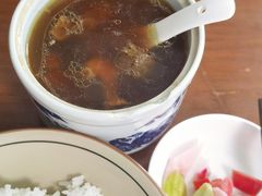 松茸炖鸡-玉滋補