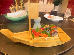 -鼎泰亨·海鲜牛肉餐厅(滨江店)