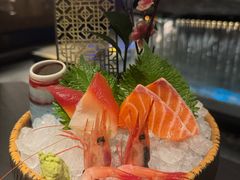 -蟹犇前•帝王蟹雪蟹(陆家嘴店)