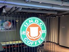 门面-迪欧咖啡·中西餐融合菜(平江万达旗舰店)