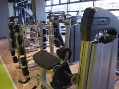 器械区-GMJ·24H健身房(北外滩店)