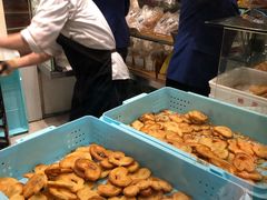 自助取餐区-上海哈尔滨食品厂(淮海中路店)