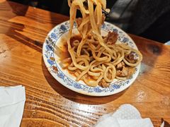 -老天桥酱肉烧饼夹肘子(天桥店)