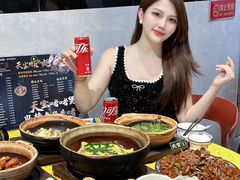 -天宝食坊·啫啫煲大排档(西华路店)