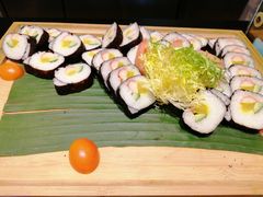 -上海西藏大厦万怡自助餐厅(徐汇店)