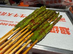 -威记烧嘢·南宁烧烤·超级生牛(绿地店)