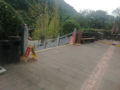 -楠柏弯休闲山庄(梨花溪店)