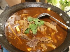 -霄汉牛三鲜湖北砂锅菜(万松园2店)