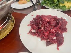 -元一希尔顿酒店·鲜切牛肉火锅禅自助餐厅