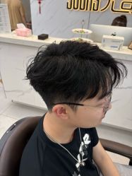 -尤司男士国潮理发馆