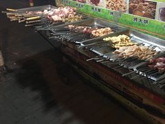 自助取餐区-新疆阿力烧烤