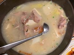 鸭架炖白菜豆腐汤-青年公社烤鸭(宝杨宝龙广场店)