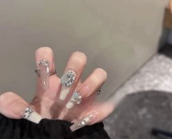 -斯馨·健康美甲美睫