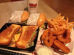 -The Habit Burger Grill 哈比特汉堡(复兴soho店)