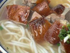 -香辉食馆(新兴路店)