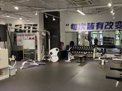 -汗水空间私教健身连锁(SM广场店)
