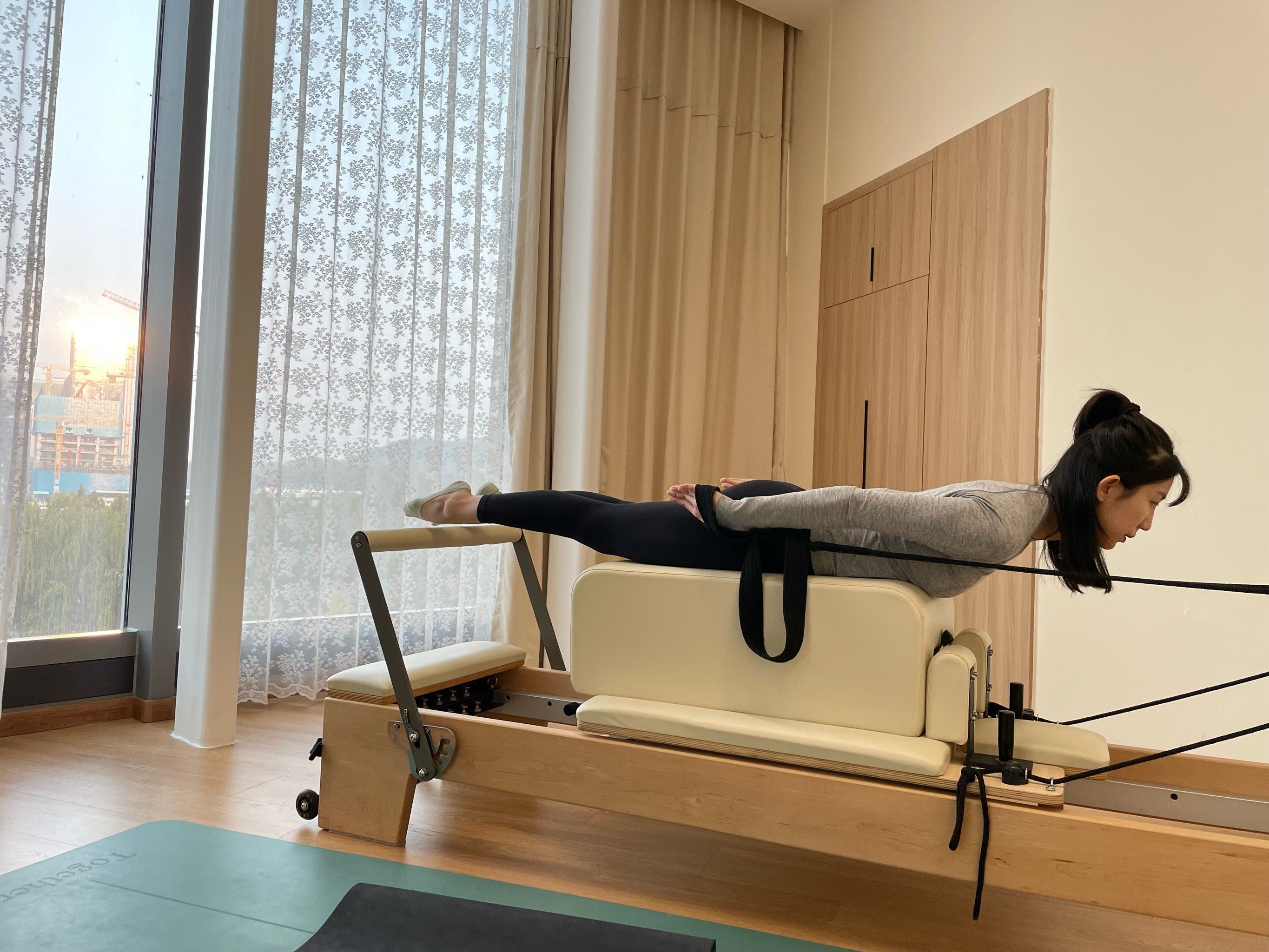 做普拉提界优雅的天鹅