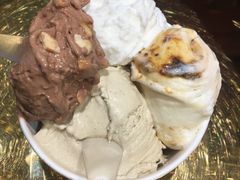 椰子冰淇淋-VENCHI 闻绮(北京国贸商城店)