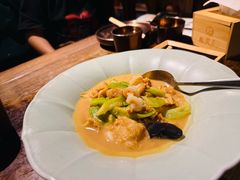 自制面筋丝瓜烧鲜虾-魁盛居百年鲁菜馆(县西巷店)