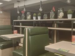 -佰搭果·广式茶餐厅(西华路店)