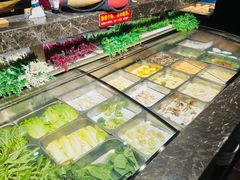 -布罗城堡自助烧烤(鸿通城购物中心店)