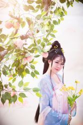 -九月鹰飞汉服摄影工作室
