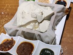 -95号酱骨·一块豆腐(展春园西路店)
