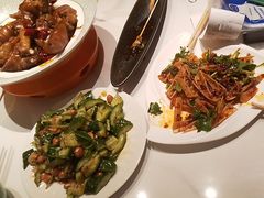 -嗨辣小聚·盘锦河蟹·海鲜烧烤龙虾(盘锦十年好店)