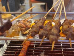 -哈尔滨小酒馆·鲜肉现穿自助烧烤(康新花园店)