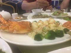 -顺峰渔港中国人的餐厅