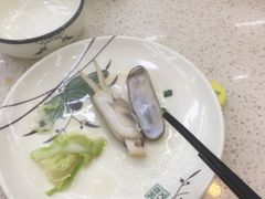 -渔中舟海鲜大排档(普陀沈家门店)