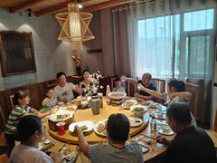 -头上红煨盐鸡·非遗院子餐厅
