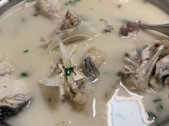 -雪湖煜辰鱼头老店(雪野湖店)