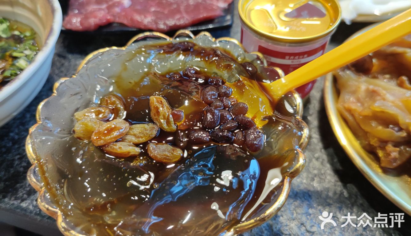 一盘鸭肠只要九块钱，超出3盘恢复原价，安逸惨了