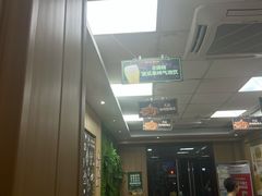 -华莱士·全鸡汉堡(海口政法学院店)