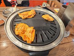 -明洞阿姨·韩式酱蟹烤肉·创意料理(方庄店)