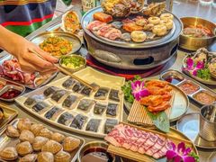 -围炉肉舍•炭烤活鳗•丹东海鲜烤肉(步行街店)