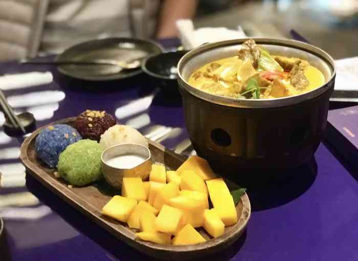 忆暹罗·泰国餐厅(来福士中心店)-"在来福士的7楼,生意好火爆,取了号