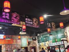 -蚝堡海鲜·威海菜·海肠捞饭·烧烤·亚洲吃蚝公司(幸福门店)