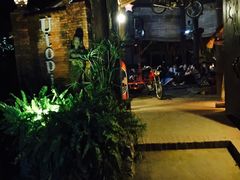 -乌托邦酒吧和餐厅