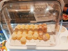 -花花卷卷·鲜食蛋糕(静安久光百货店)