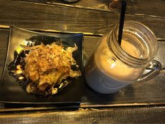 红不让-暖食光·台式家庭餐厅·生日主题店(万达店)